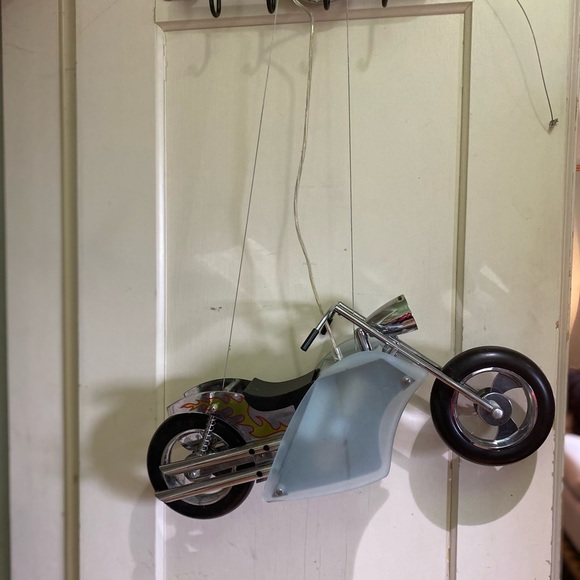 Motorcycle ceiling light fixture  adjustable height - Picture 4 of 4